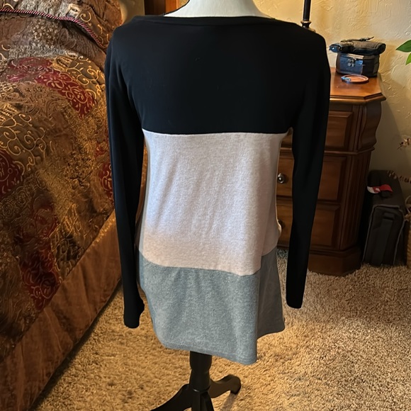 Amazon Top - Picture 4 of 5